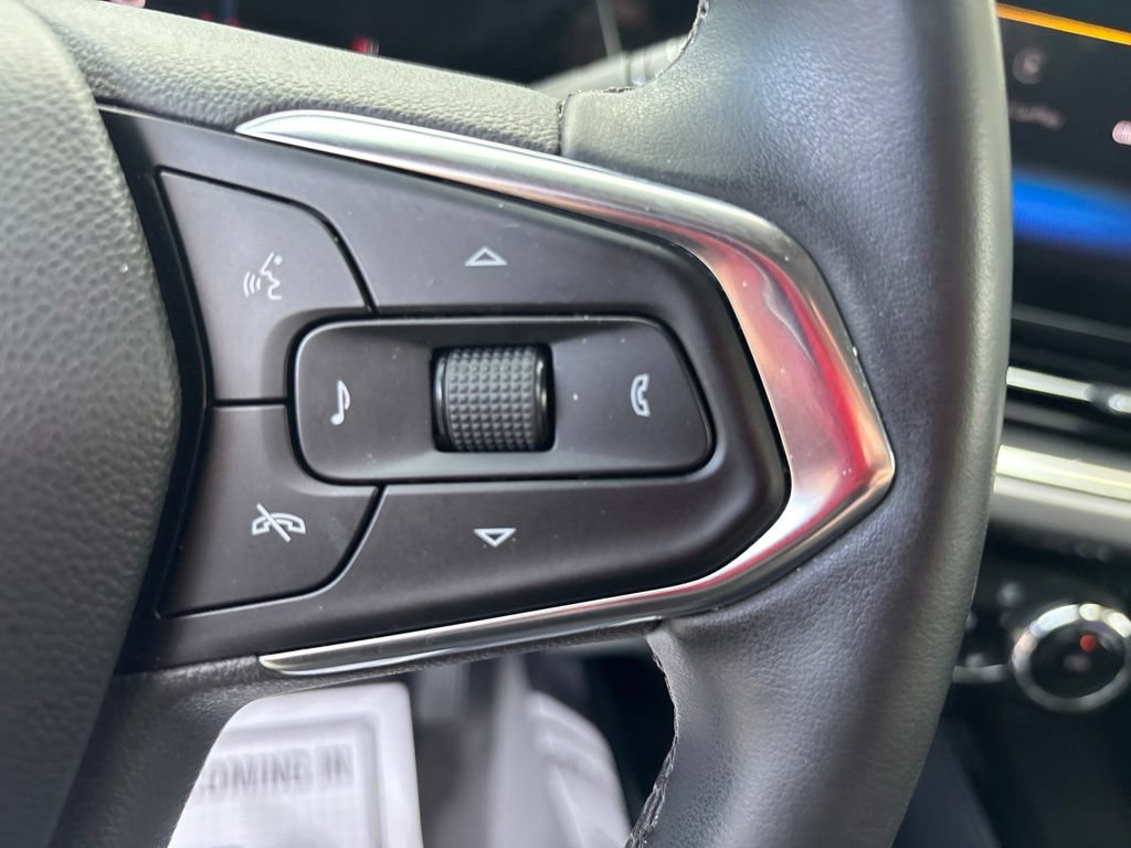 Used 2025 Chevrolet Trax ACTIV w/ Driver Confidence Package FWD image 24
