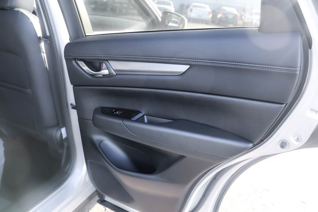 New 2025 MAZDA CX-5 AWD 2.5 S w/ Select Package image 38