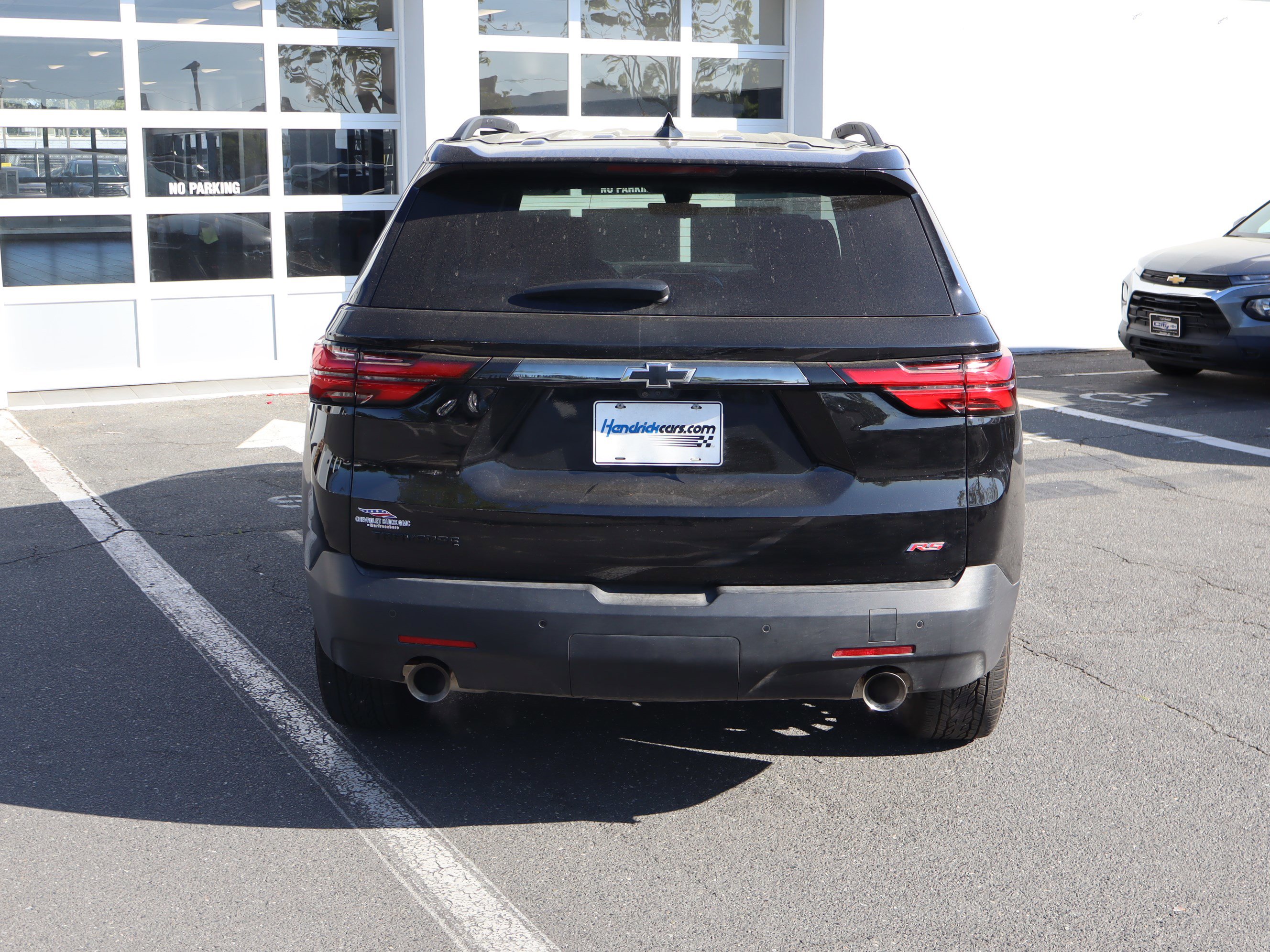 Used 2023 Chevrolet Traverse RS FWD image 20