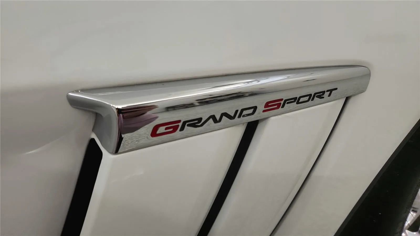 Used 2012 Chevrolet Corvette Grand Sport w/ 3LT Preferred Equipment Group image 36