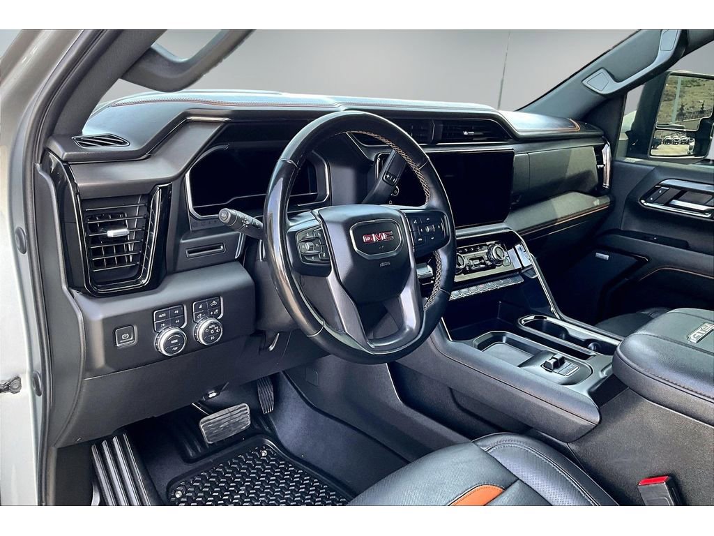 Used 2024 GMC Sierra 2500 AT4 w/ Max Trailering Package AWD/4WD image 15