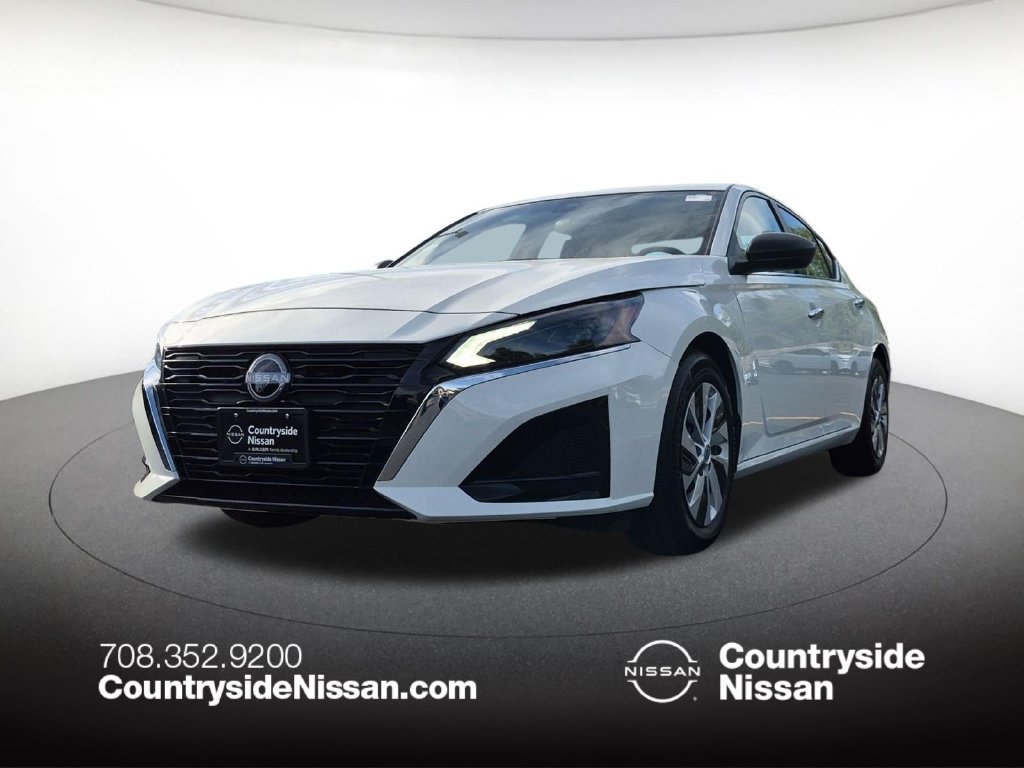 Used 2025 Nissan Altima 2.5 S FWD image 1