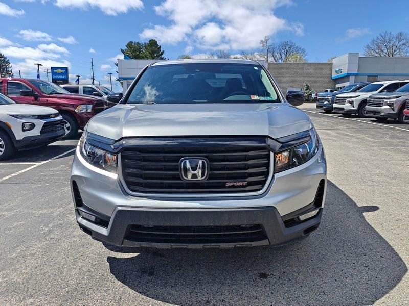 Used 2022 Honda Ridgeline Sport image 2