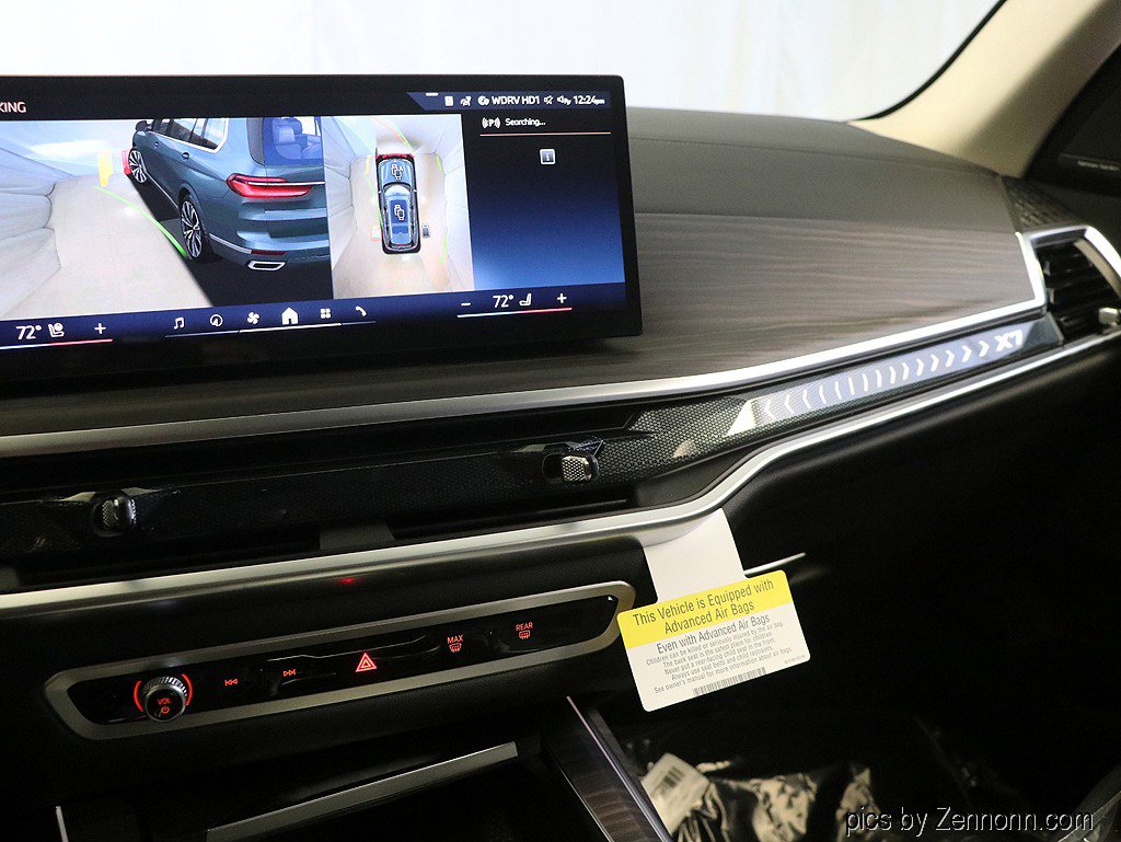 Used 2026 BMW X7 xDrive40i w/ Premium Package image 24
