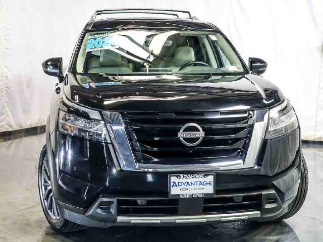 Used 2024 Nissan Pathfinder SL w/ SL Premium Package AWD/4WD image 7