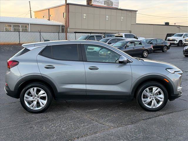 Certified 2024 Buick Encore GX Preferred w/ Comfort Package FWD image 14