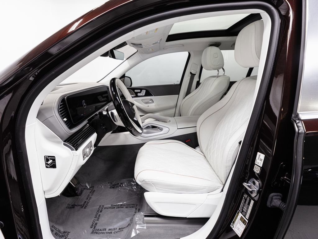 Certified 2024 Mercedes-Benz Maybach GLS 600 4MATIC image 8
