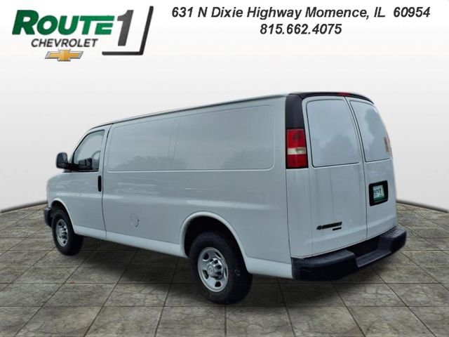 Used 2015 Chevrolet Express 2500 RWD image 4