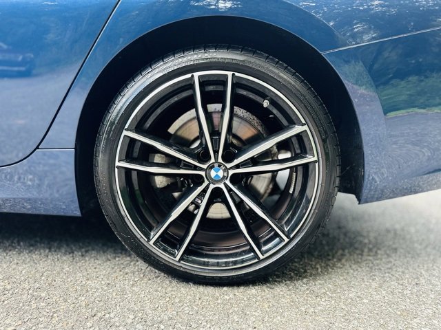 Used 2022 BMW 330i xDrive Sedan w/ Driving Assistance Package image 30