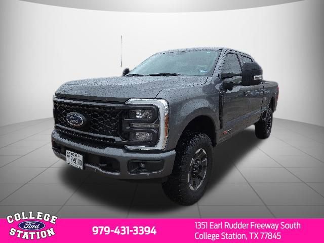 Used 2024 Ford F250 Lariat w/ Lariat Ultimate Package AWD/4WD image 2