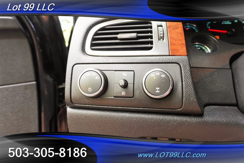 Used 2007 Chevrolet Silverado 2500 LTZ w/ Suspension Package, Off-Road AWD/4WD image 28