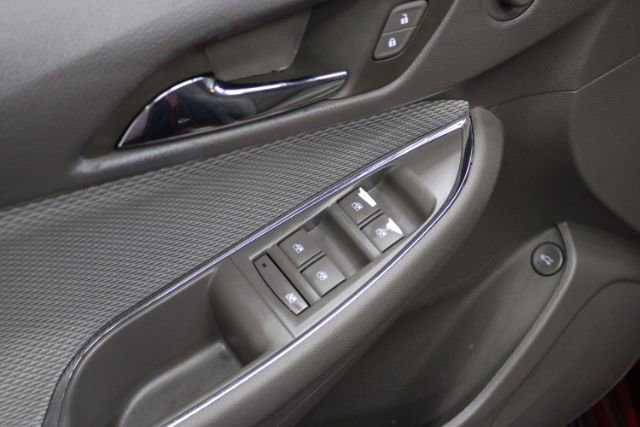 Used 2018 Chevrolet Cruze LT w/ Convenience Package FWD image 9