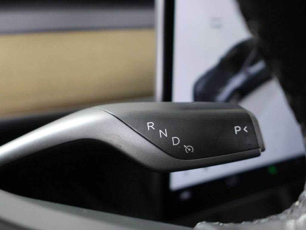 Used 2023 Tesla Model Y Long Range image 41