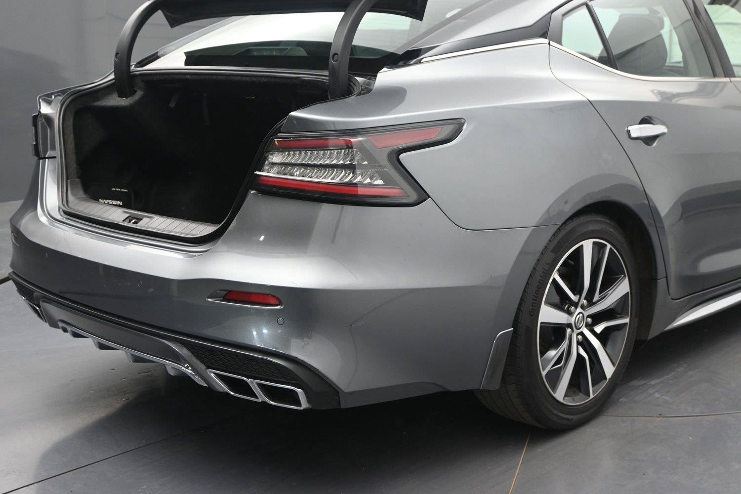 Used 2019 Nissan Maxima 3.5 SL w/ Floor Mat Group FWD image 13