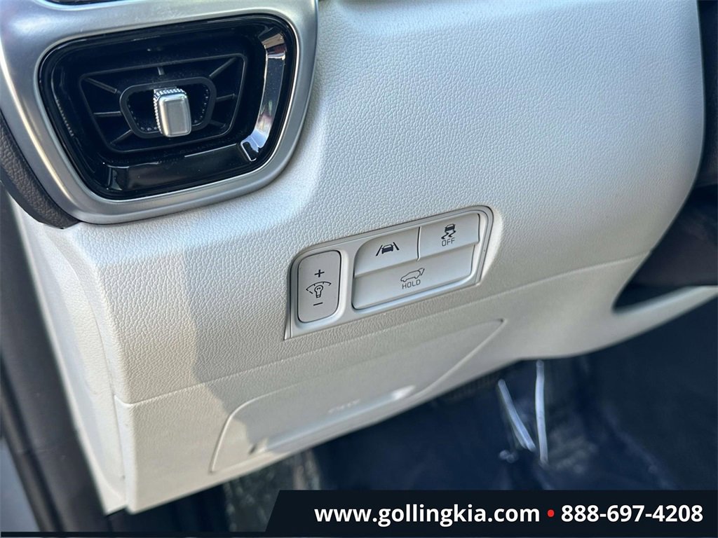 Certified 2023 Kia Sorento SX image 20