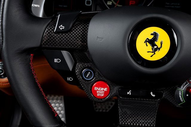 Used 2019 Ferrari Portofino image 37