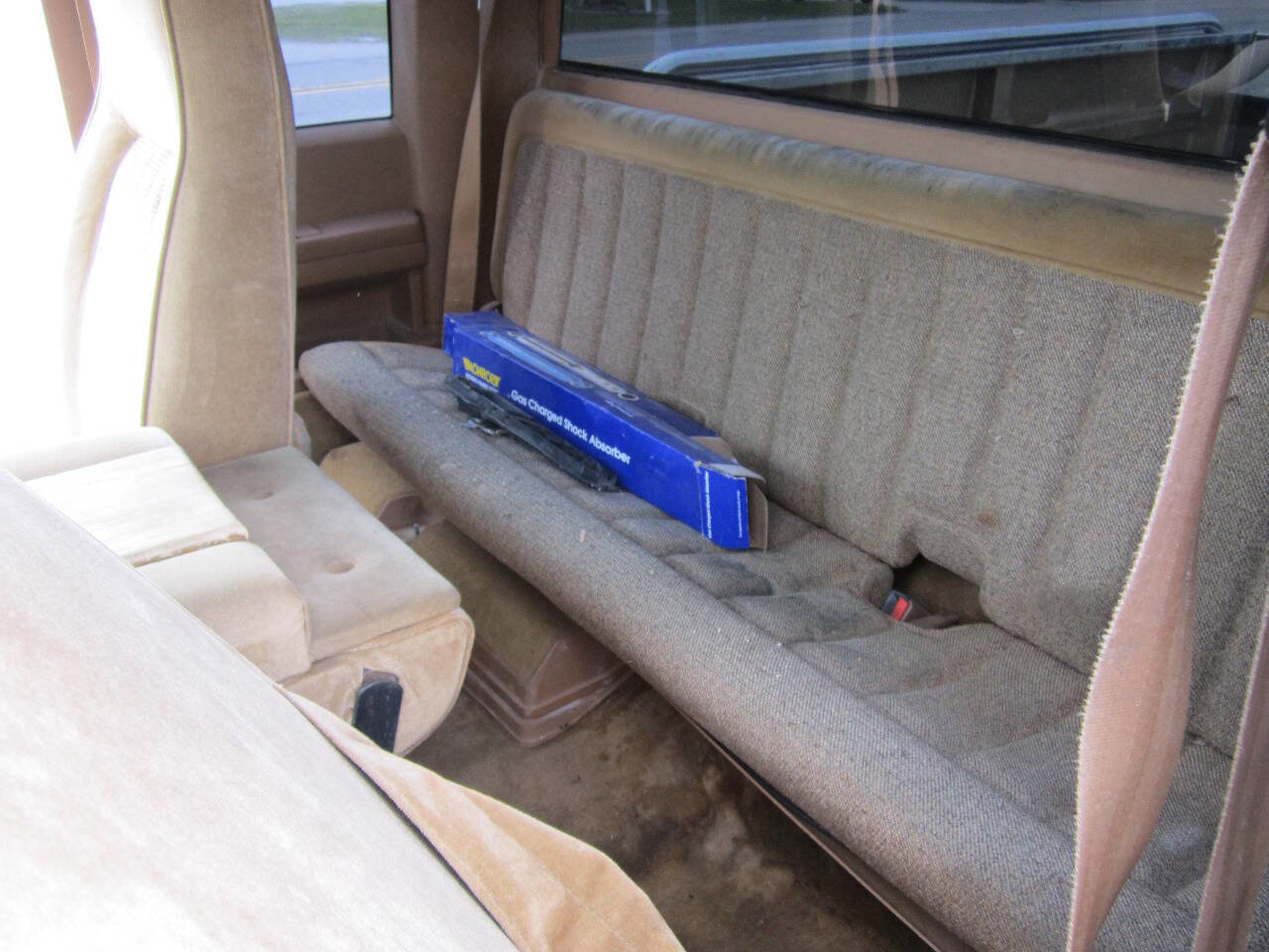Used 1989 Chevrolet Silverado 3500 2WD Extended Cab image 38