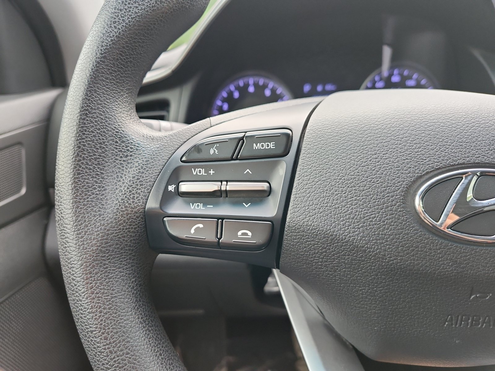 Used 2019 Hyundai Elantra SEL w/ Cargo Package FWD image 22