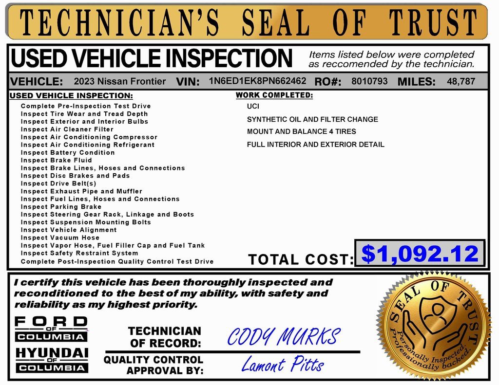 Used 2023 Nissan Frontier SV image 2