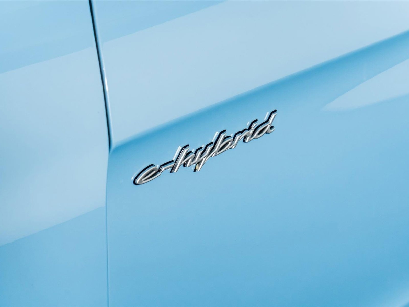 Used 2025 Porsche Panamera 4 w/ Premium Package image 27