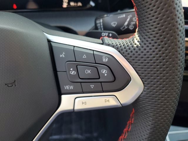 New 2026 Volkswagen GTI SE FWD image 20