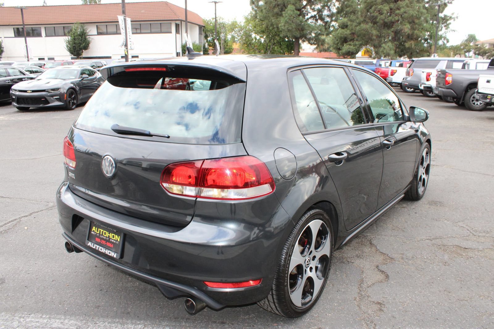 Used 2012 Volkswagen GTI 4-Door FWD image 27