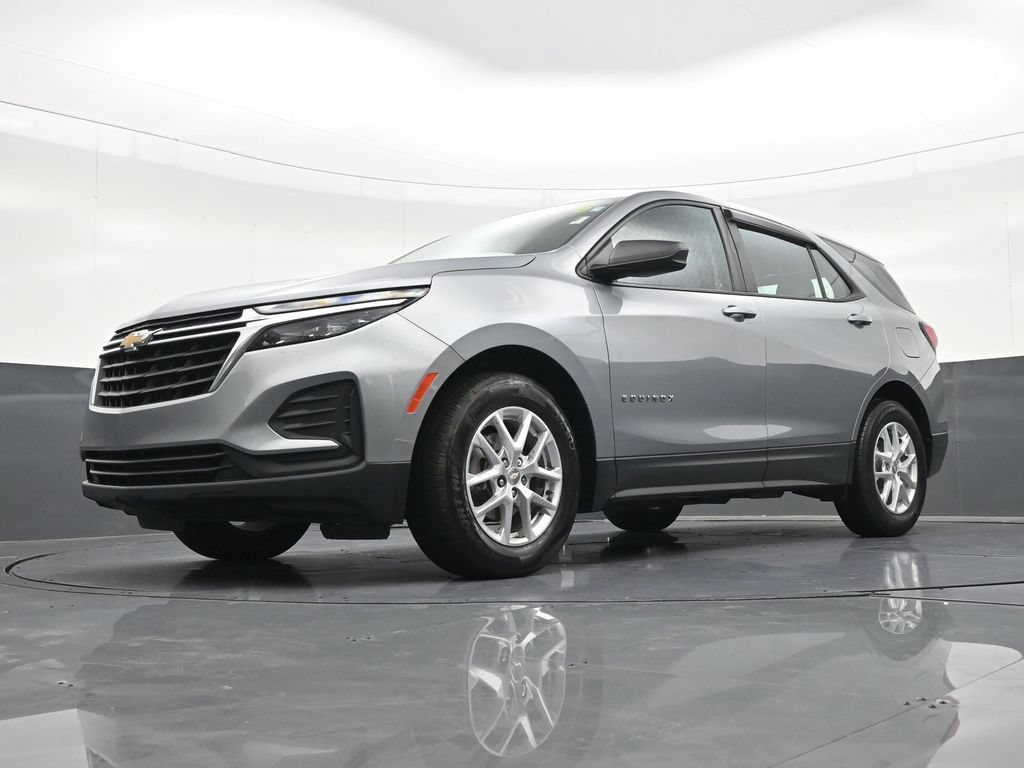 Used 2024 Chevrolet Equinox LS FWD image 23