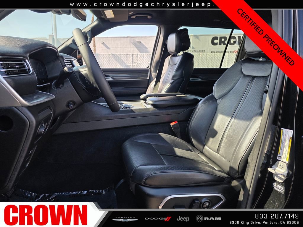 Certified 2024 Jeep Wagoneer Series II AWD/4WD image 29