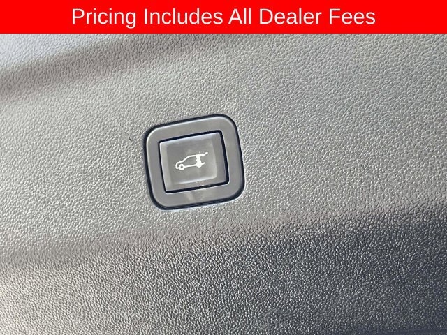 Used 2021 Chevrolet Suburban Premier w/ Premium Package AWD/4WD image 15