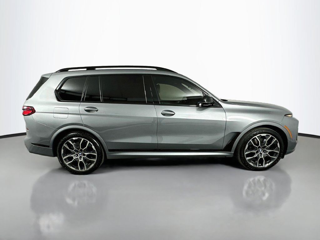 Certified 2024 BMW X7 M60i w/ Executive Package AWD/4WD image 4