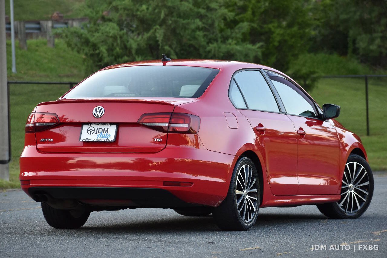 Used 2017 Volkswagen Jetta Sport FWD image 5