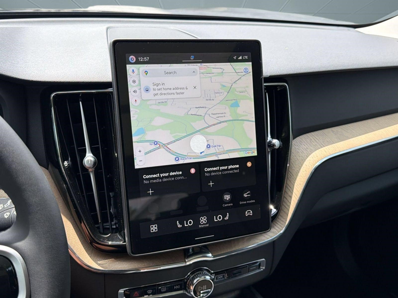 New 2026 Volvo XC60 B5 Plus AWD/4WD image 20
