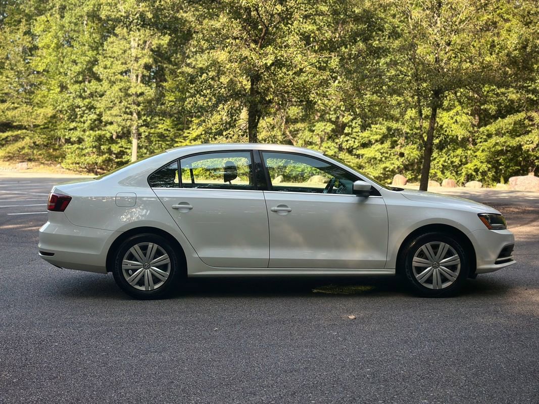 Used 2017 Volkswagen Jetta S w/ Jetta S Cold Weather Package image 8