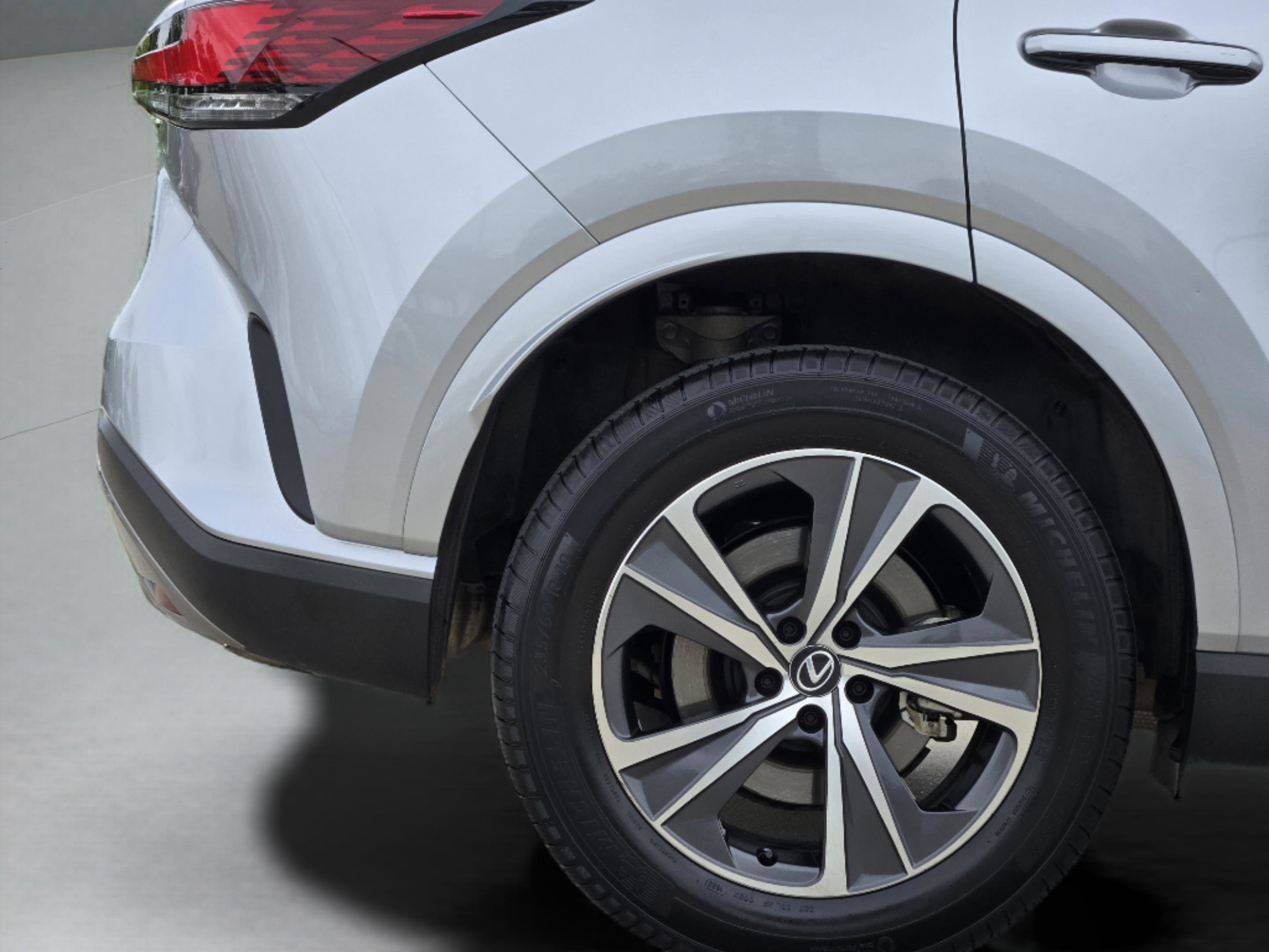 Used 2023 Lexus RX 350 Premium w/ Cold Area Package image 10