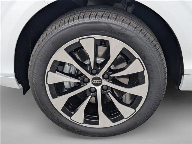 New 2026 Audi Q3 quattro 2.0T image 9