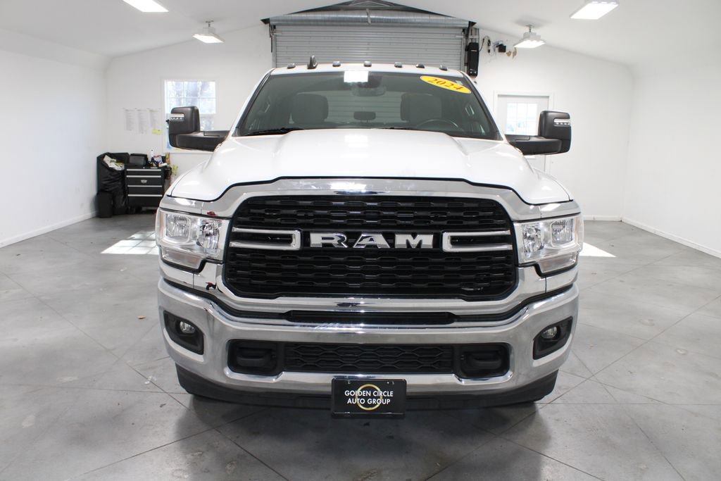 Used 2024 RAM 3500 Big Horn image 3