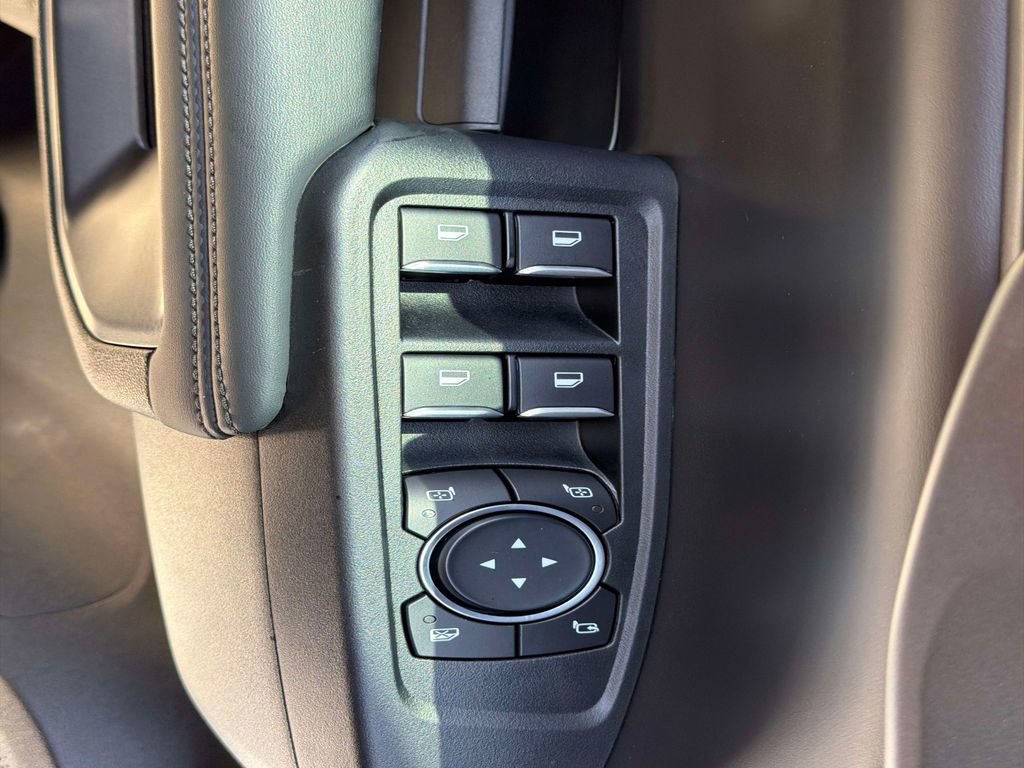 Used 2025 Ford Ranger Raptor AWD/4WD image 19