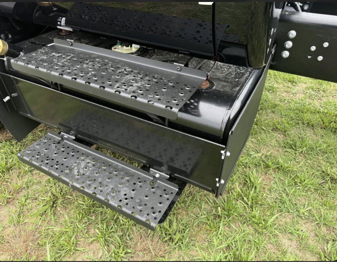 New 2025 Ford F650 2WD Regular Cab Super Duty image 8