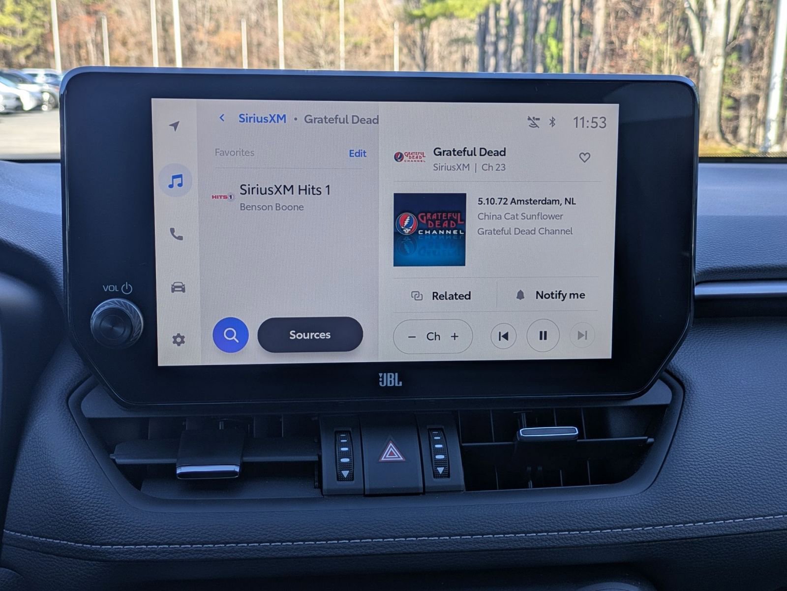 Used 2023 Toyota RAV4 Limited image 12