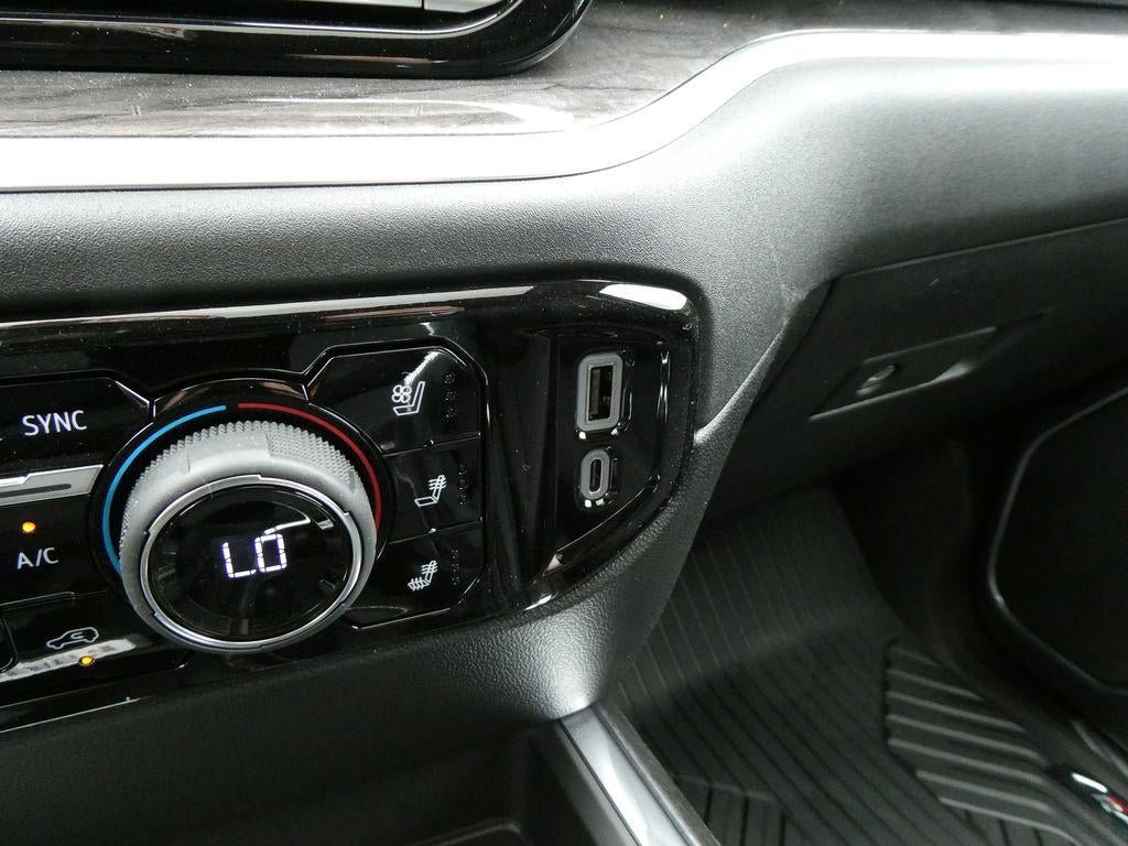 New 2026 Chevrolet Silverado 1500 LTZ w/ LTZ Premium Package AWD/4WD image 30