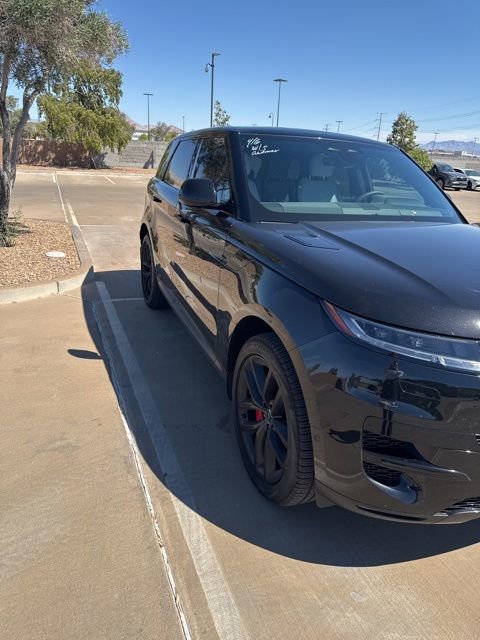 Used 2024 Land Rover Range Rover Sport SE image 14