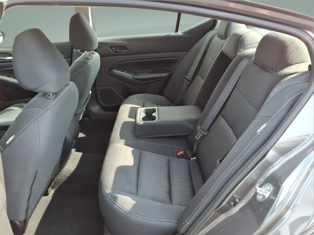 Used 2024 Nissan Altima 2.5 SV FWD image 27
