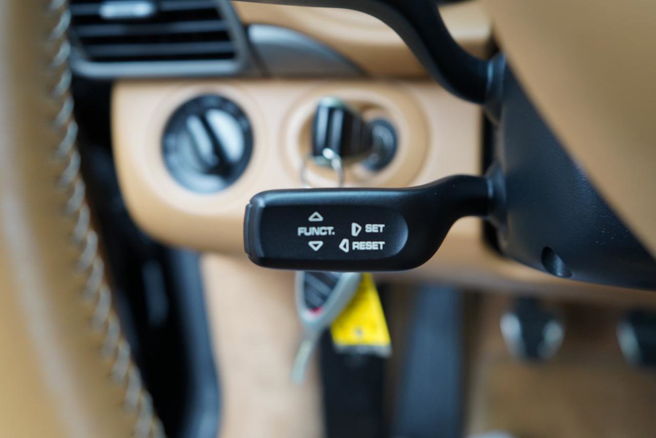 Used 2005 Porsche 911 Carrera image 33