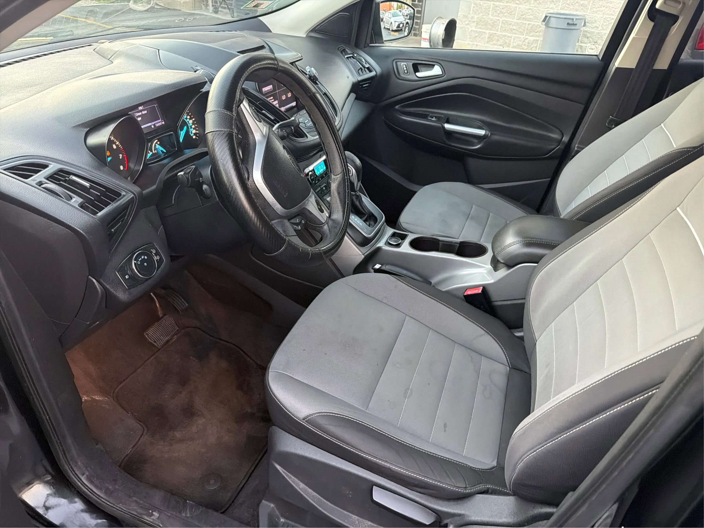 Used 2013 Ford Escape SE image 10