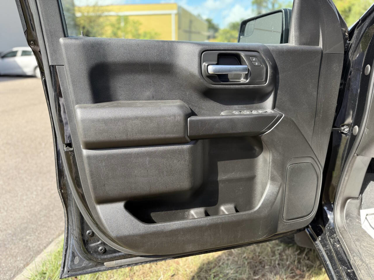 Used 2021 Chevrolet Silverado 1500 Custom image 11