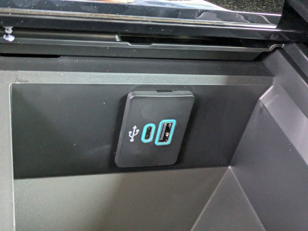 New 2026 Ford F250 Lariat image 25