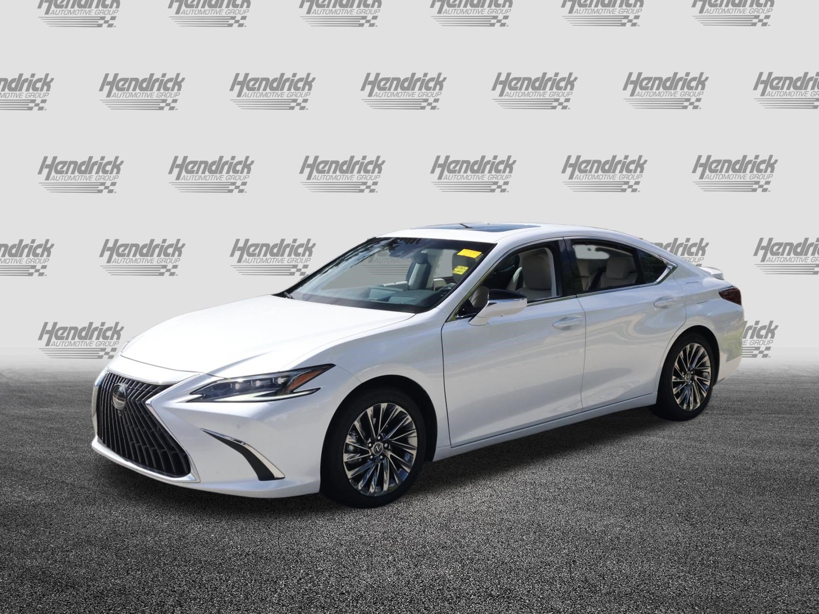 Certified 2024 Lexus ES 300h Ultra Luxury w/ Accessory Package (Z2) FWD image 5