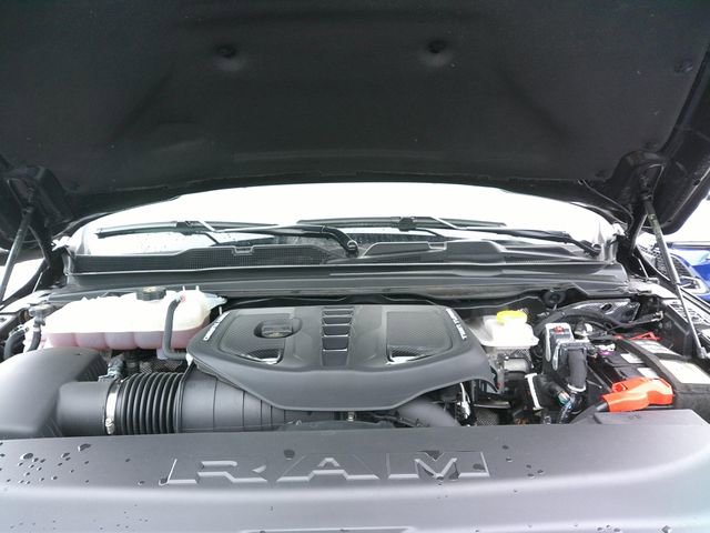 Used 2025 RAM 1500 Tungsten w/ Off Road Group image 8