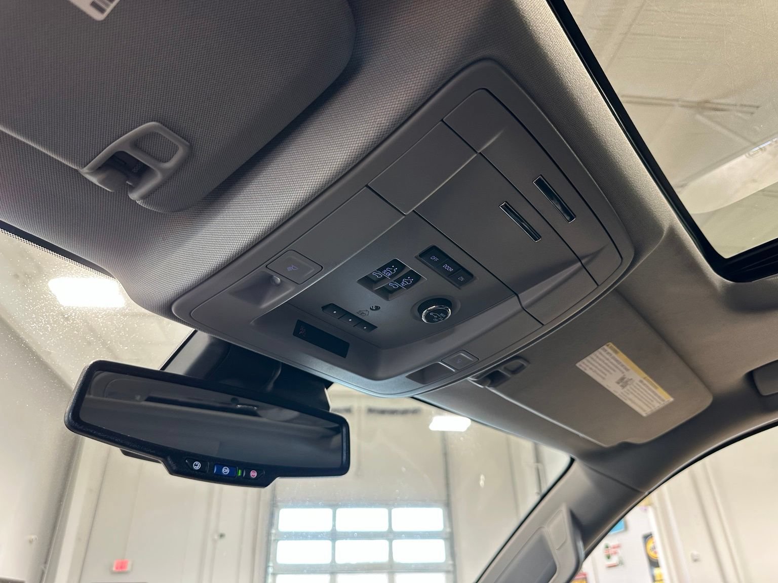 Used 2020 GMC Yukon XL SLT AWD/4WD image 33