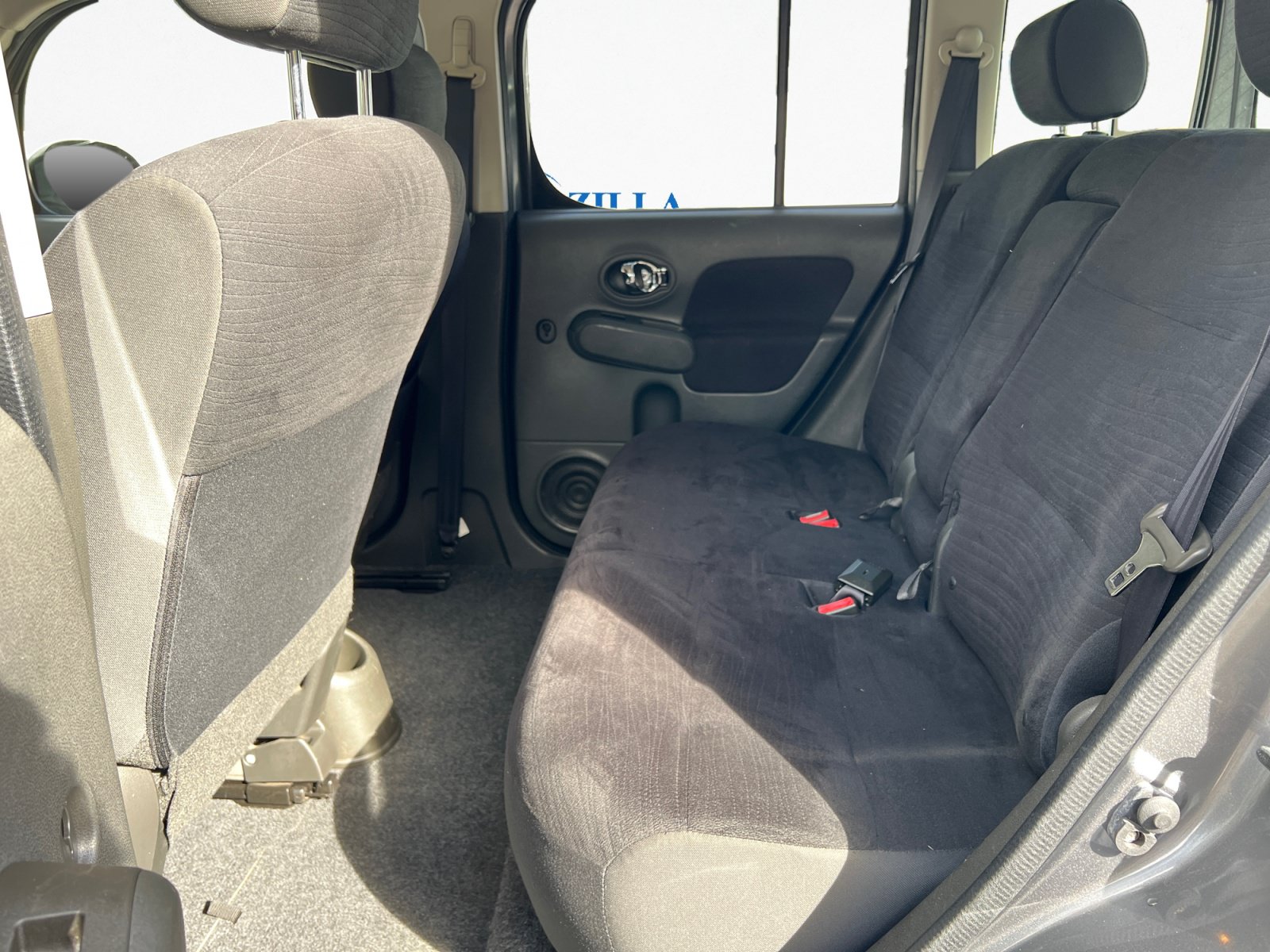 Used 2014 Nissan Cube 1.8 S w/ Interior Designer Package FWD image 10